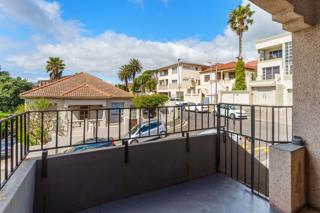 2 Bedroom Property for Sale in Walmer Estate Western Cape